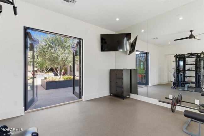 Building Photo - 8900 E Sands Dr