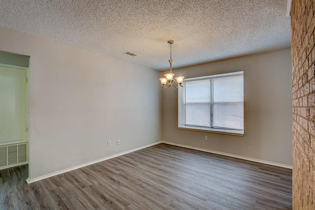 Building Photo - 406 Valley Spring Dr