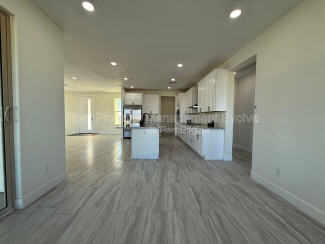 Building Photo - 22536 W Huntington Dr