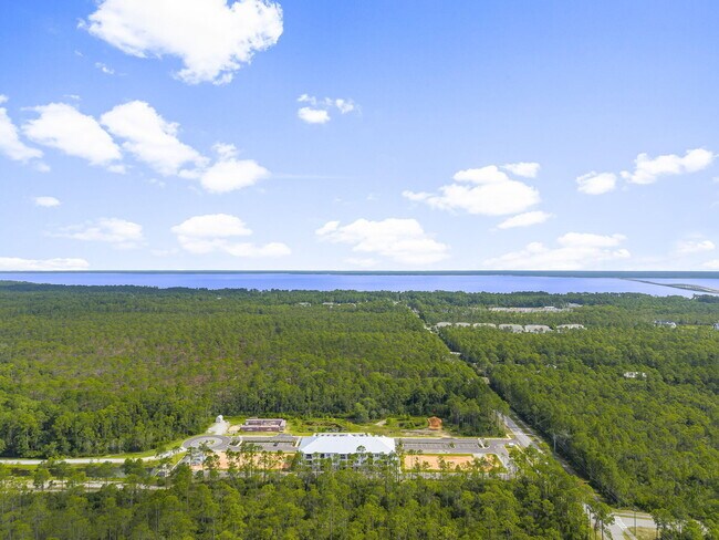 Building Photo - 725 J D Miller Rd