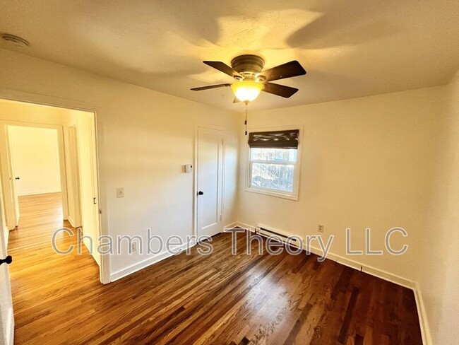 Building Photo - 1252 NW Milwaukee Ave