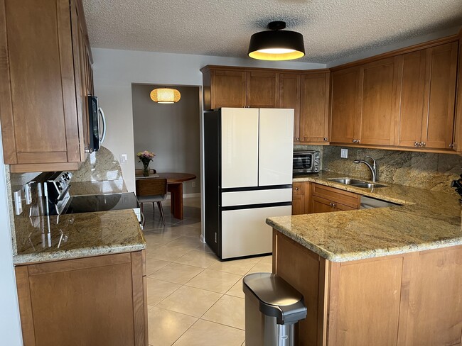 Building Photo - 7740 Stone Harbour Dr