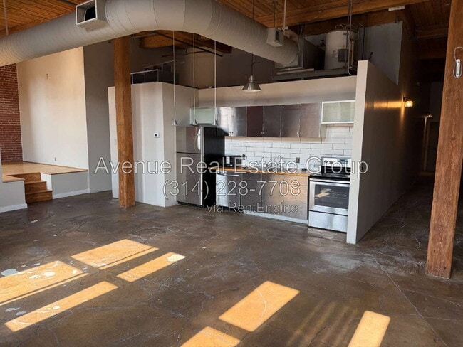 Building Photo - 507 N 13th St