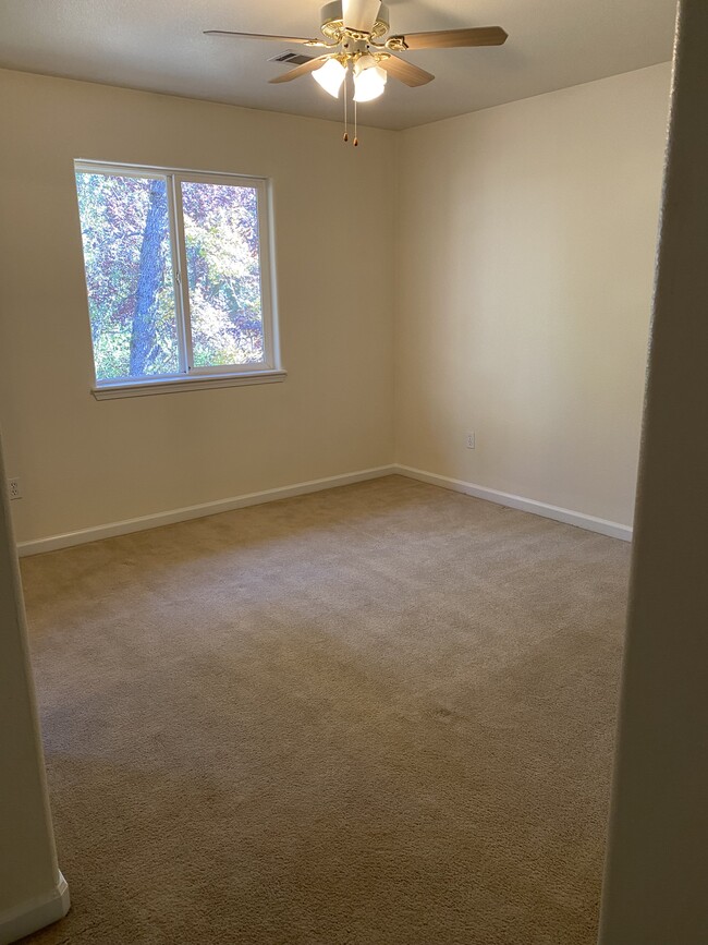 additional bedroom - 11938 Torrey Pines Dr