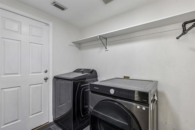 Building Photo - 17821 Brent Dr
