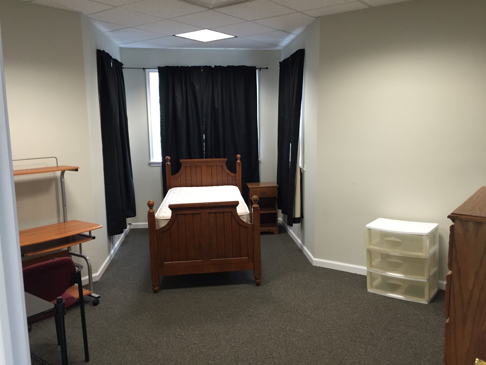 Bedroom 5 - 1440 N Washington Ave