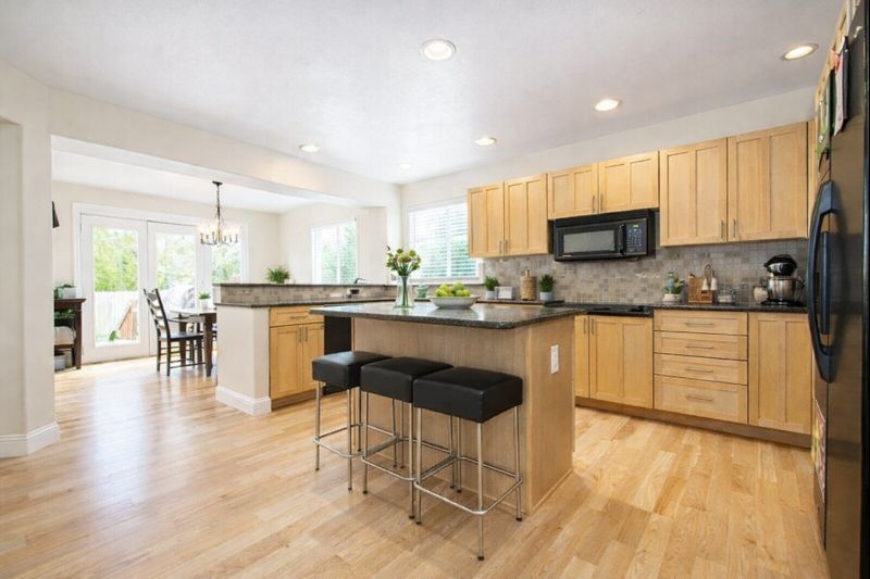 Building Photo - 7765 Lebrun Ct