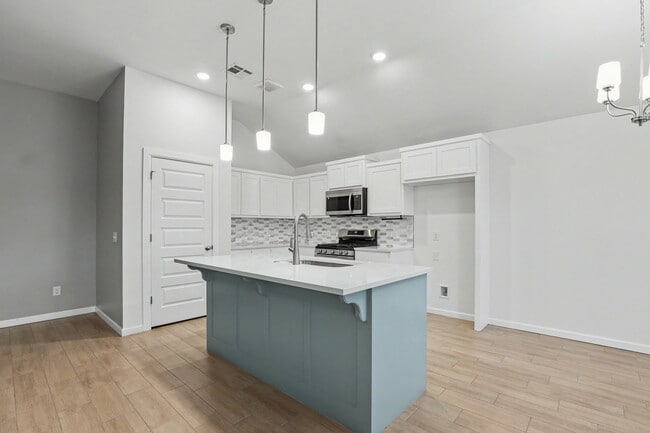 Building Photo - 8601 NW 76th St