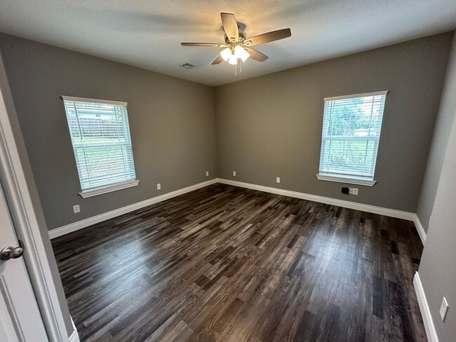 Building Photo - Newer 2-Bed 2-Bath home with high end finishes on quiet small town street! RENT-$1,250.00