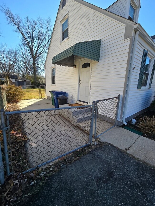 Building Photo - Charming 3 Bed / 1 Bath Cape Cod in Aberdeen, MD