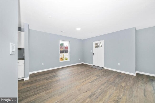 Building Photo - 17410 Gay St