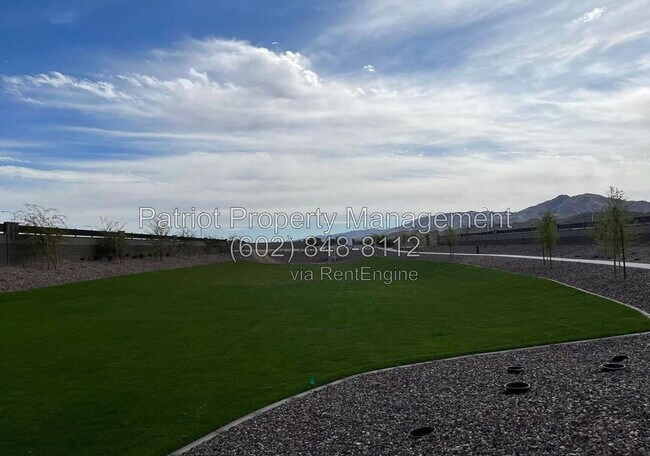 Building Photo - 5635 W Hayduk Rd