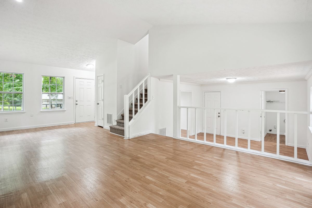 Building Photo - 8298 Blackfoot Trail