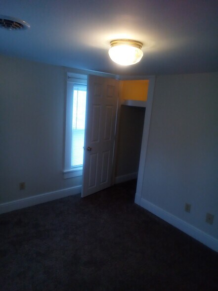 East Bedroom - 126 Euclid Pl