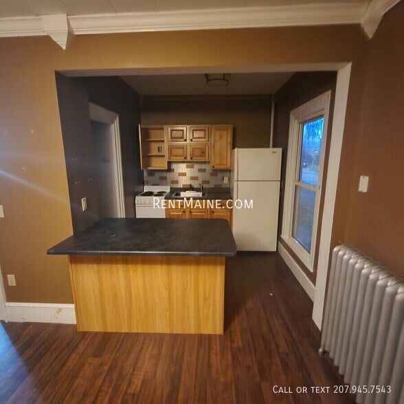 Building Photo - 63 Fifth St. Apt.