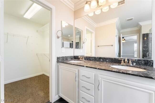 Building Photo - 9986 Panguitch Lake Ct