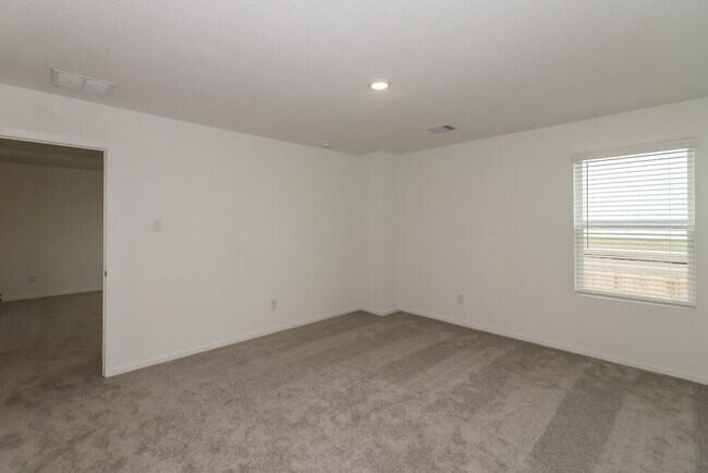 Building Photo - 16730 Old Wagon Wy