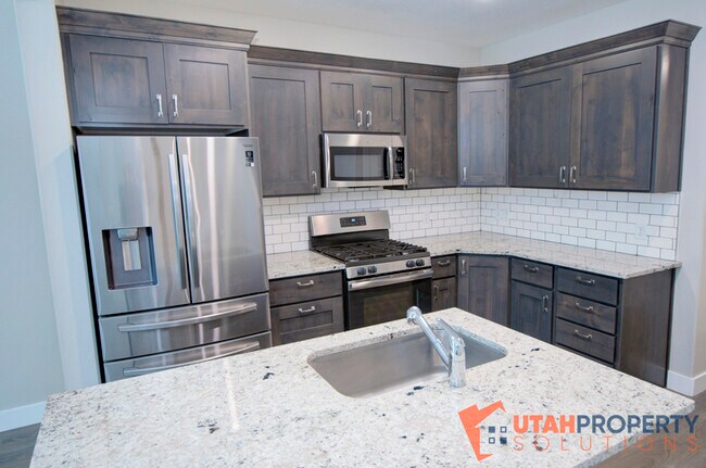 Building Photo - 12272 S Macdill Ct