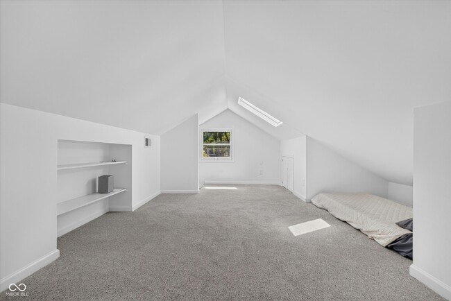 Building Photo - 5120 N Park Ave