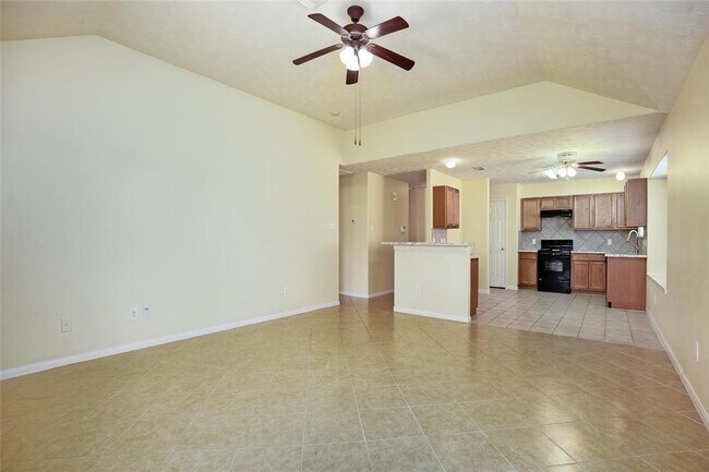 Building Photo - 8410 Taraglen Ct