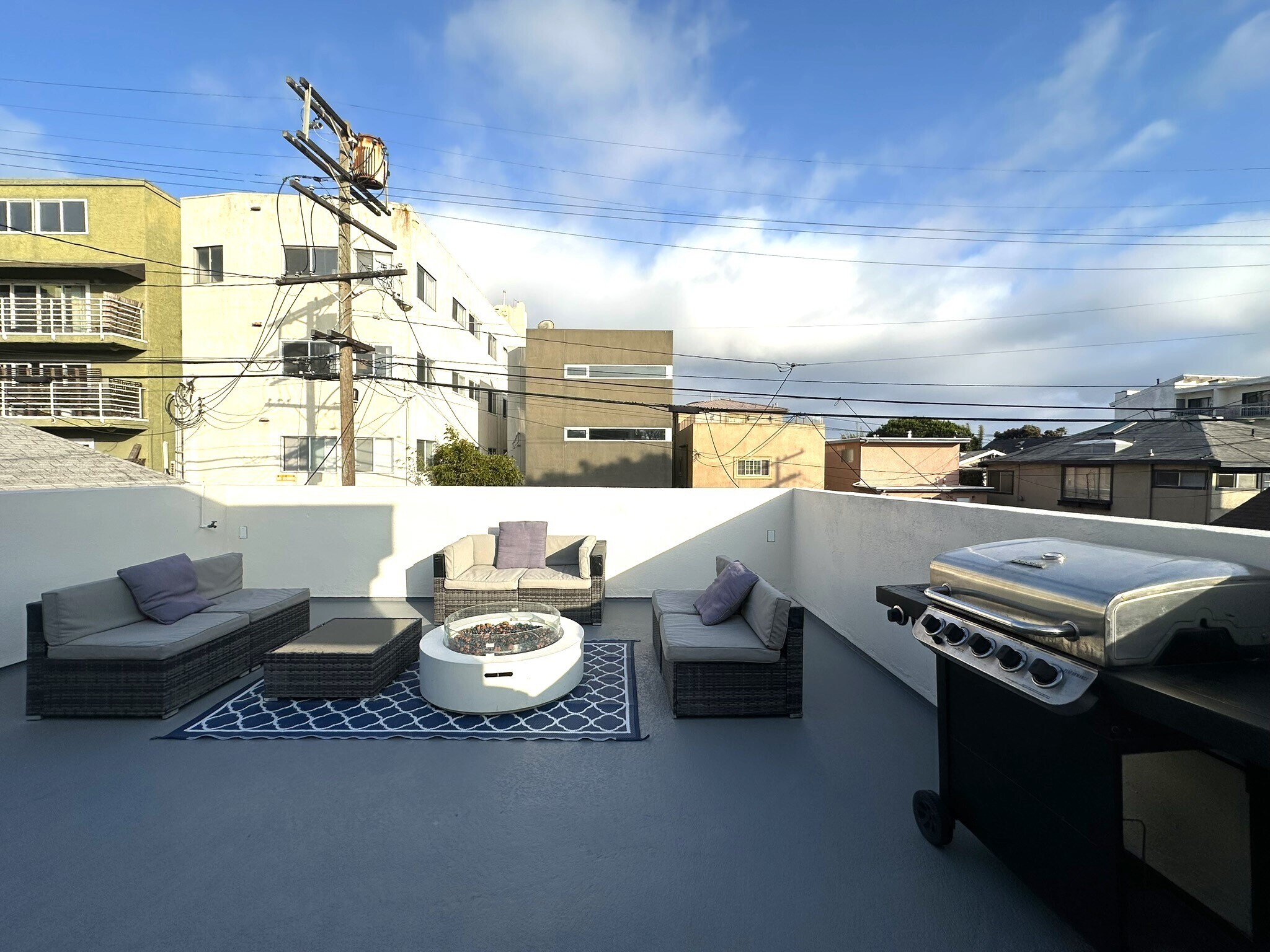 Building Photo - 36 Paloma Ave