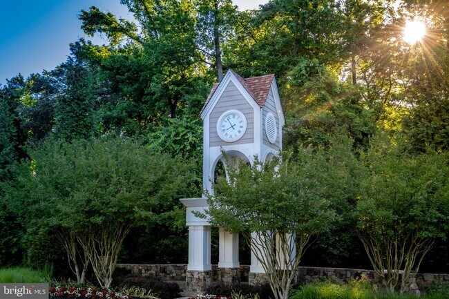 Building Photo - 7672 Timbercross Ln