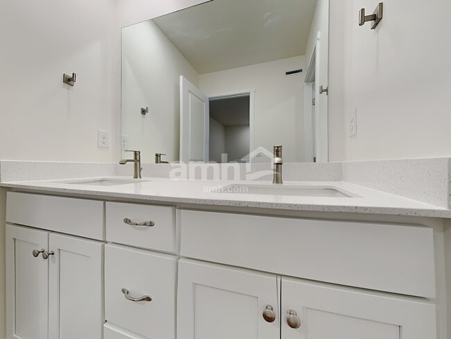 Building Photo - 5081 W White Ash Ct