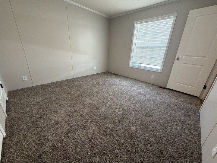 Building Photo - 38056 Johannes Dr