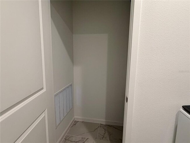 Building Photo - 9976 Red Canoe Aly