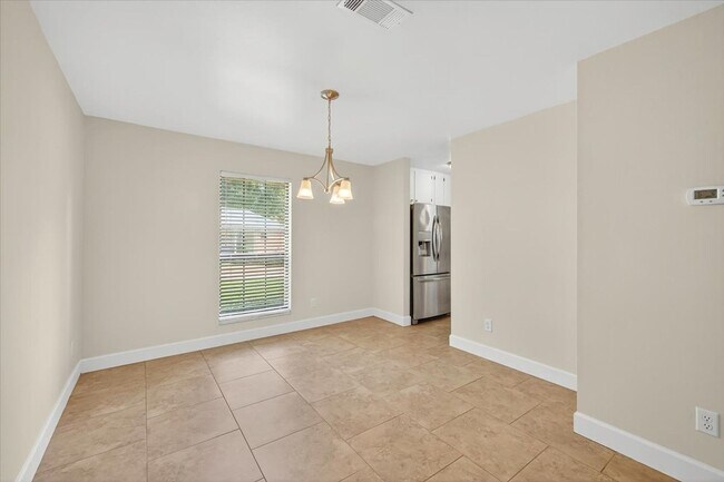 Building Photo - 898 Meginnis Ln