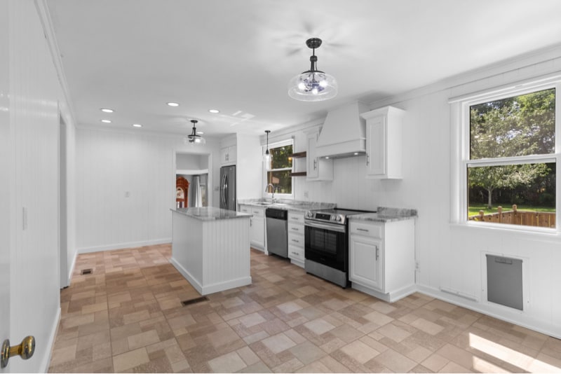 Building Photo - 1407 Leaf Ave