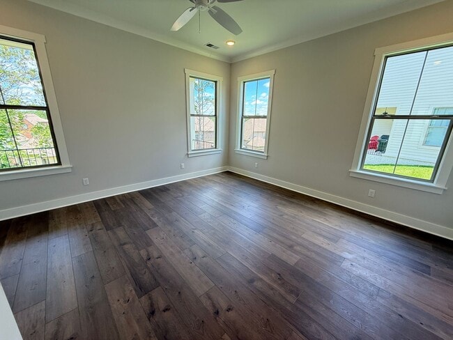 Building Photo - 4BR/3.5BA Home For Rent