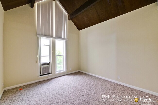 Building Photo - 520 S Cascade Terrace