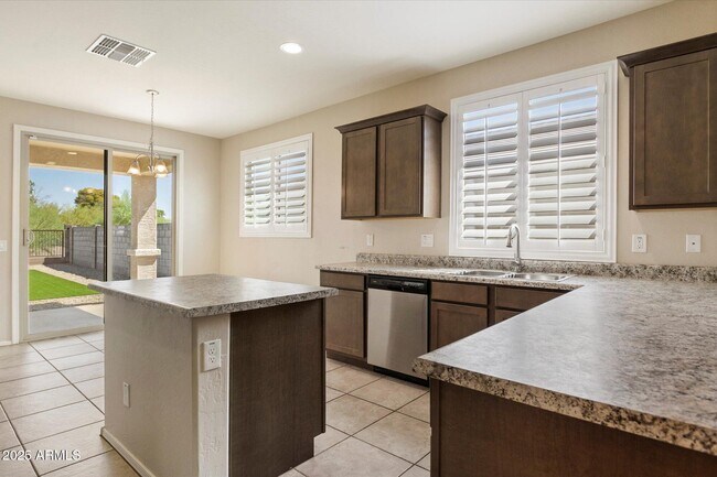 Building Photo - 17626 W Paraiso Dr