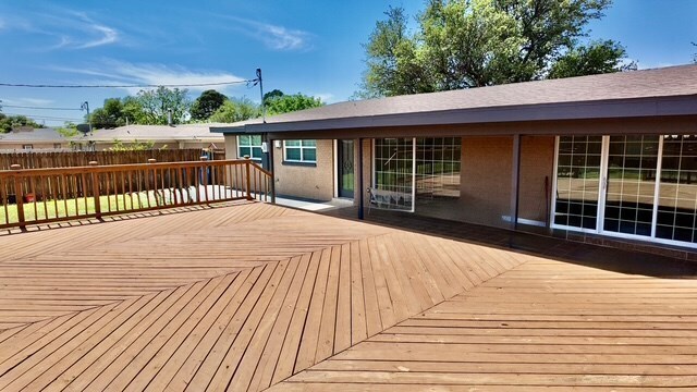 Building Photo - 1706 Emerald Ave