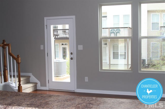 Building Photo - 4515 Middletown Dr