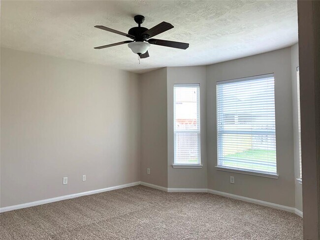 Building Photo - 16954 Creek Mountain Dr