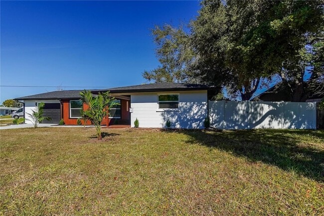 Building Photo - 1797 Birch Dr