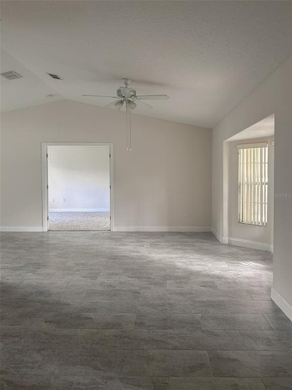 Building Photo - 1150 Chase Dr