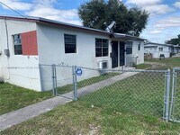 Building Photo - 2 bedroom in Miami FL 33150