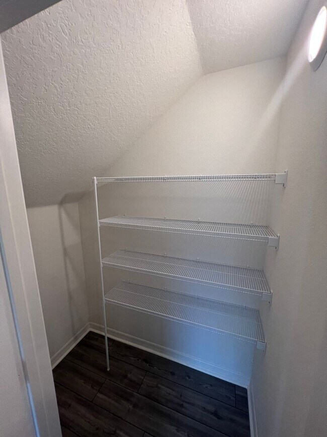 Building Photo - 2 car garage townhome-5310 Companion Lane ...