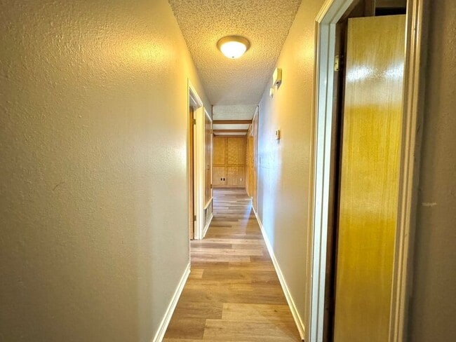 Building Photo - 315 Brookwood Dr