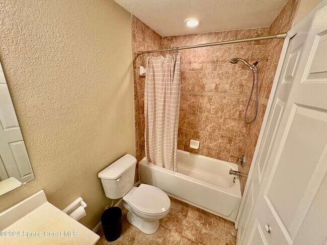 Building Photo - 163 King Neptune Ln