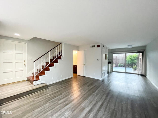 Building Photo - 1220 Llama Ct