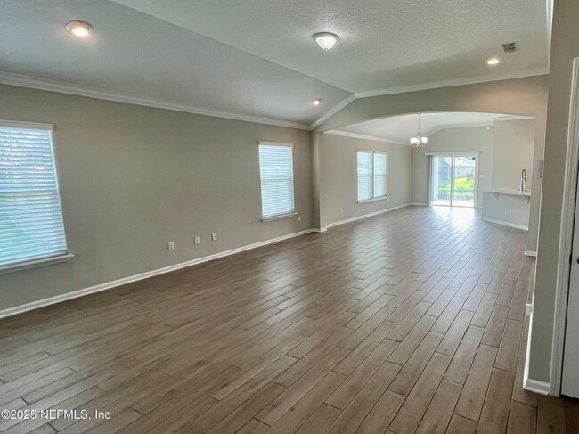 Building Photo - 12419 Jovana Rd