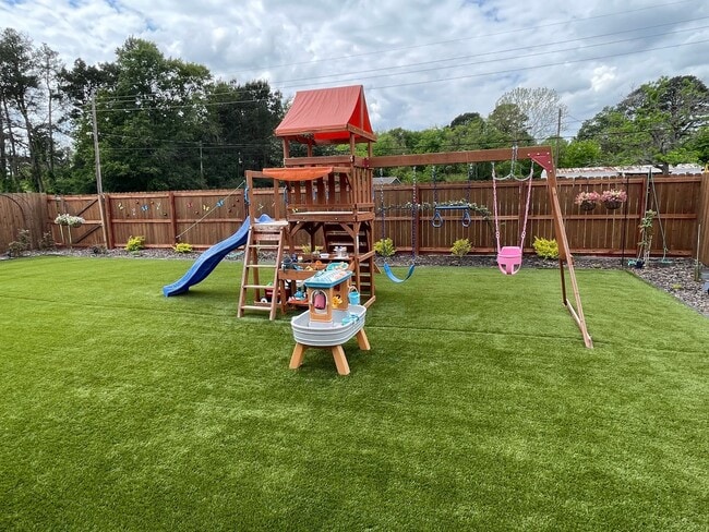 Building Photo - Gorgeous 3 Bedroom Home in Lucien Fields - Only 5 Years Old!