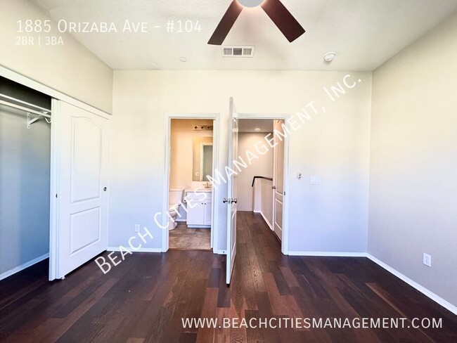 Building Photo - 1885 N Orizaba Ave