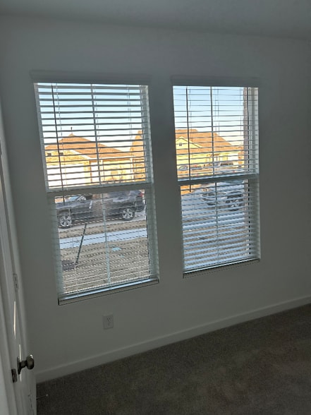 Building Photo - 2605 Prima Vis Dr