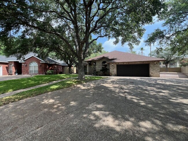 Building Photo - Winfield Subdivision
