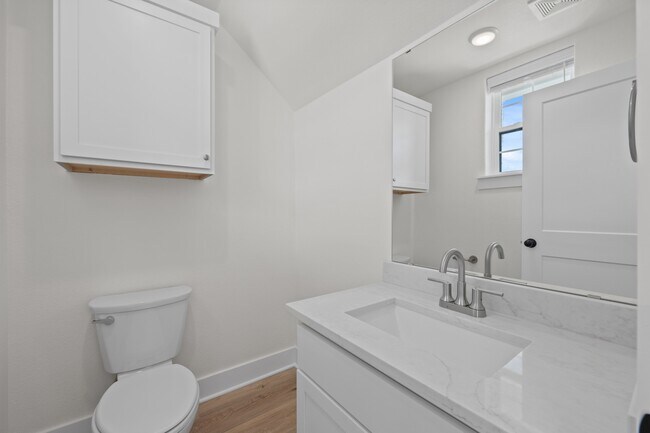Building Photo - 6712 Abode Ave